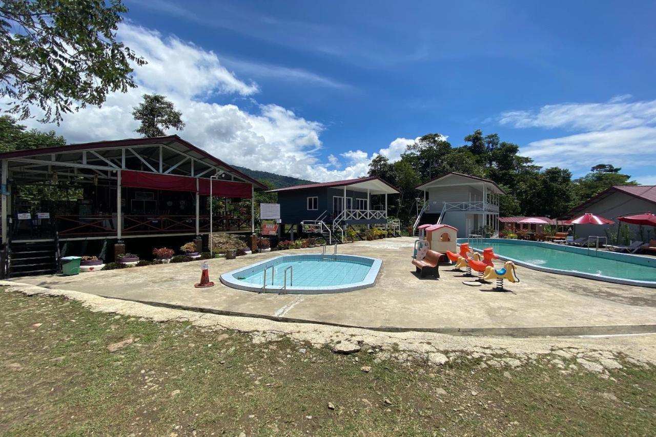 Hotel Spot On 90279 Kinomulok Garden Ranau Esterno foto