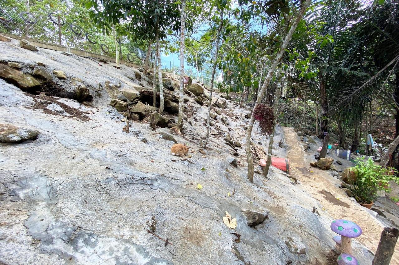 Hotel Spot On 90279 Kinomulok Garden Ranau Esterno foto